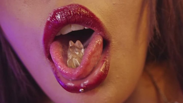 GUMMY VORE CRUSH — Tit & Navel Play [FHD]