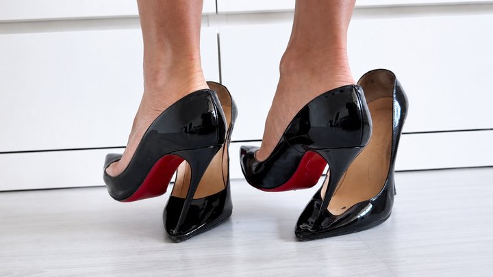 I HATE FAKES! Destroying Fake Louboutins with My So Kate 120