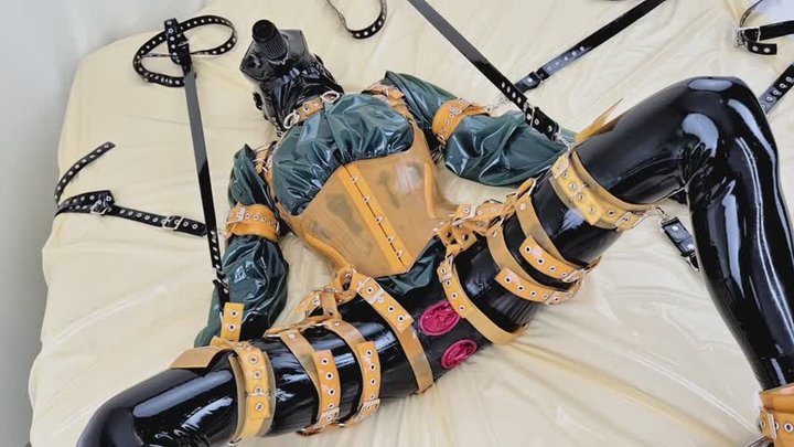 Anal-only fun in layers of latex