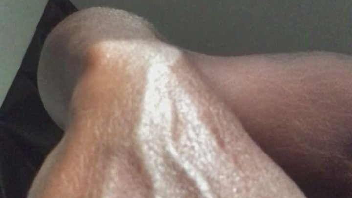 Veins are dancing under my skin