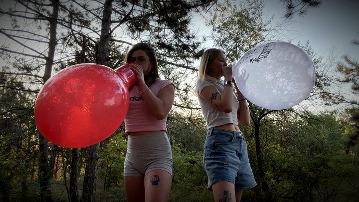 Sabina & Chloe Outdoor Blow2Pops: 3 Loud Mouth Explosions In Fresh Air!