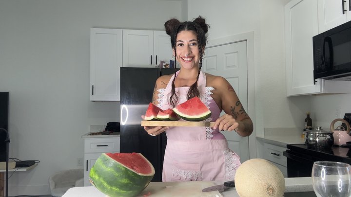 Eating fruits part 3