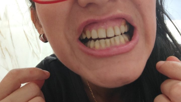I brush my yellow teeth with lots of foam.