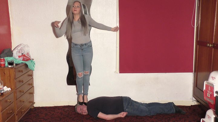 Dancing Sophie 663