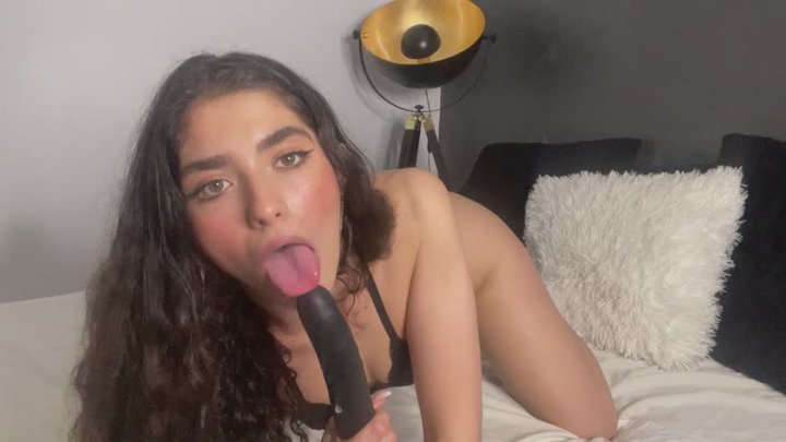 Petite Latina vs. 30cm: Can She Take It All?