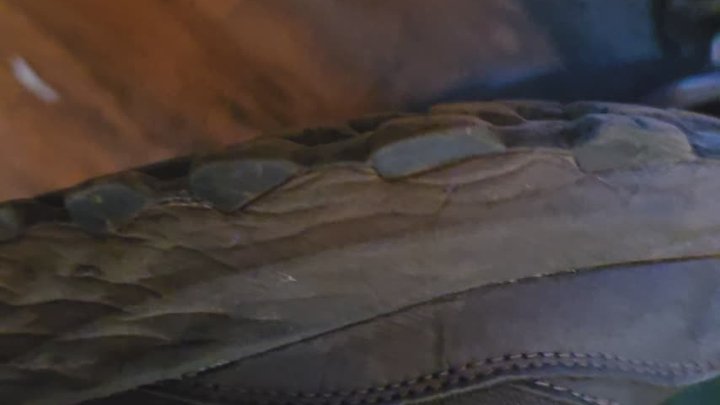 LICK MY SHOES LOSER!