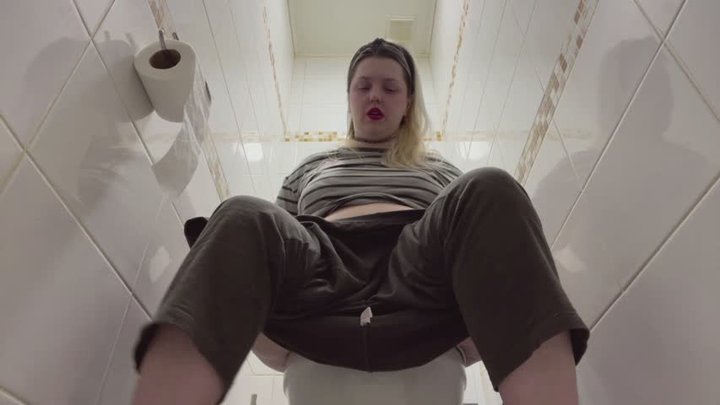 MORNING TOILET