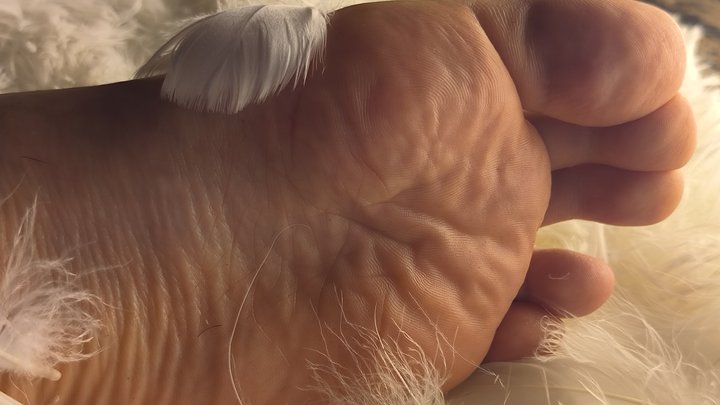 Fluffy Sole Close-Up: Heel Comfort and Skin Texture