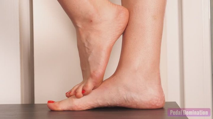 Watch My Sexy Feet - 4K MP4