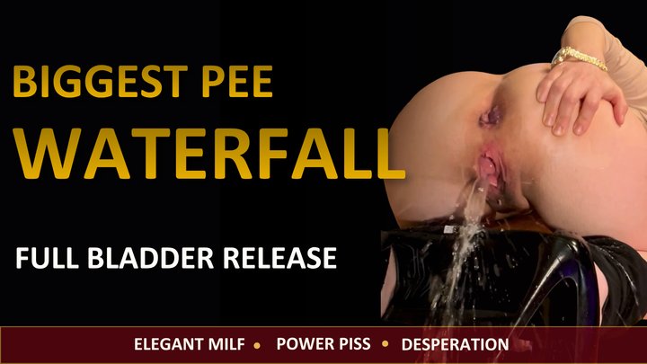 Shiny Leggings Desperate Power Piss Waterfall