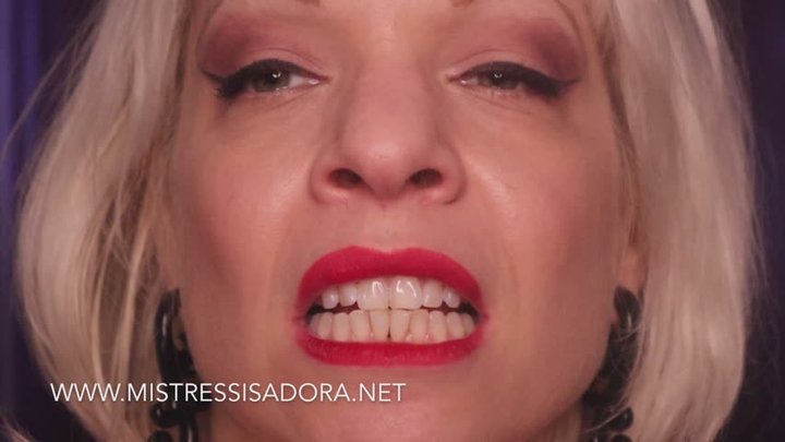 Mistress Isadora: Full display Mouth and Teeth