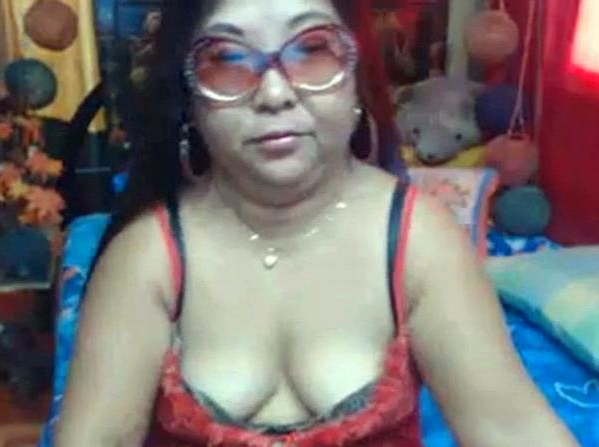 Asian BBW Milf on Webcam