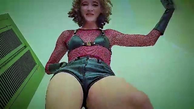 Mistress Lilin - Lick My Feet Or Get Stomped Hardcore
