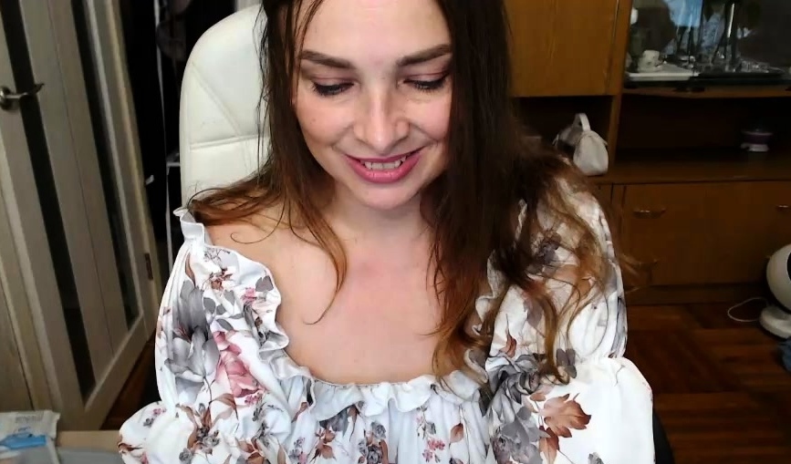 Homemade amateur webcam babe masturbating