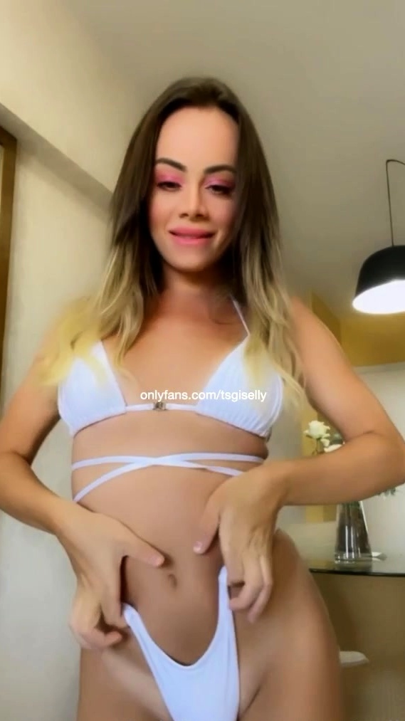 Amateur Webcam Teen Masturbates And Teases