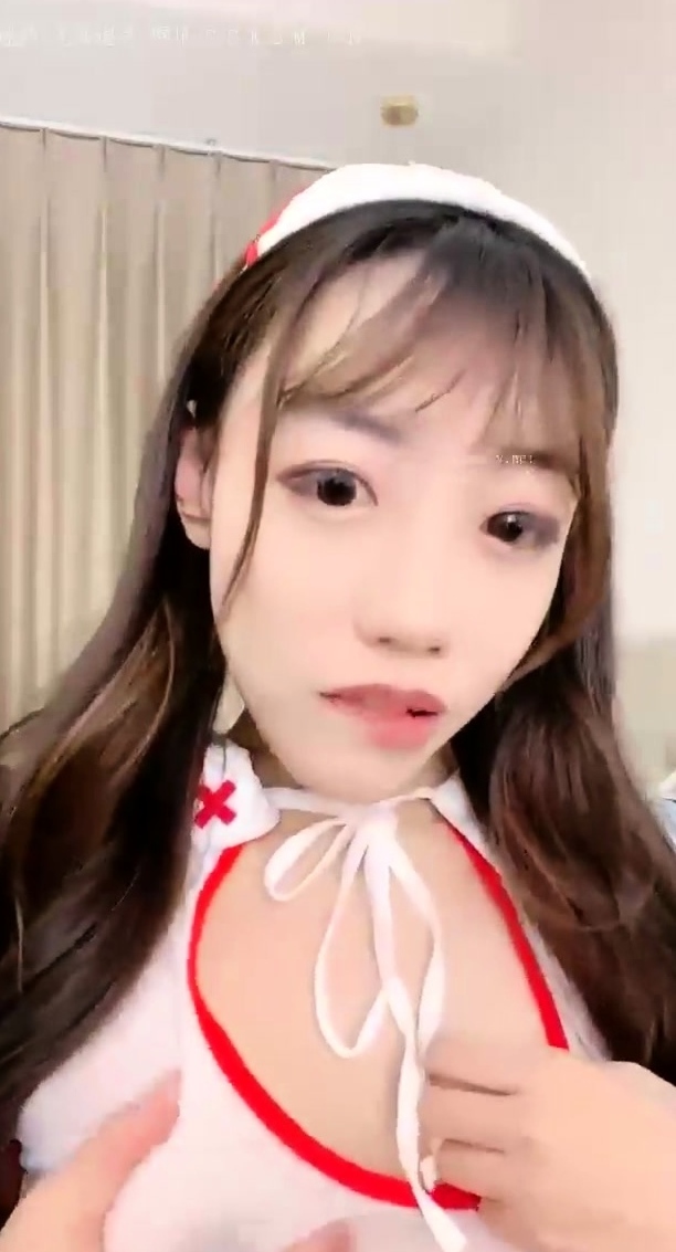 Japanese amateur Asian big boobs mother