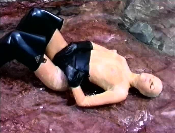 Amateur Honey With A BDSM Fetish