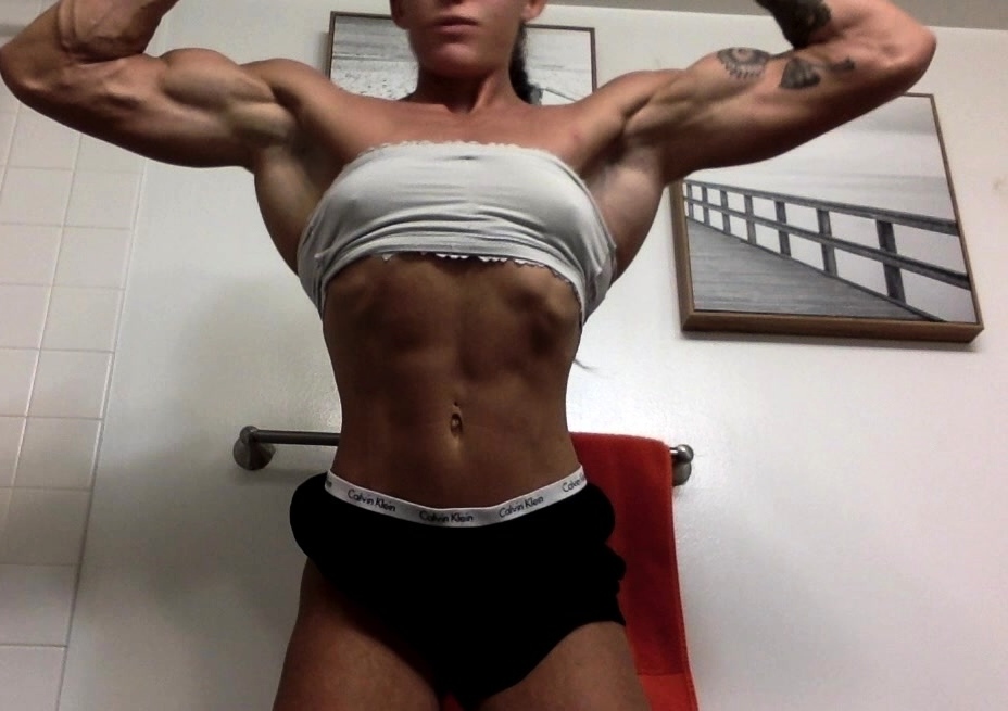 Amateur Babe with Humongous Titties Masturbates Solo