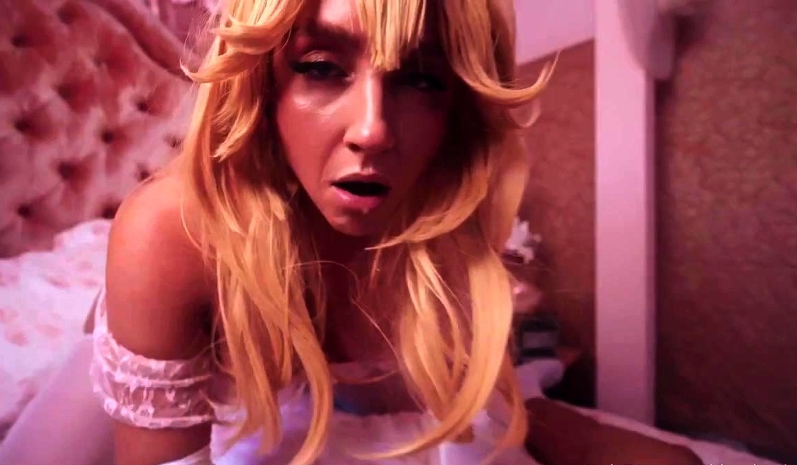 Princess Peach BlondeAdobo Gets Her Pink Pussy Pounded