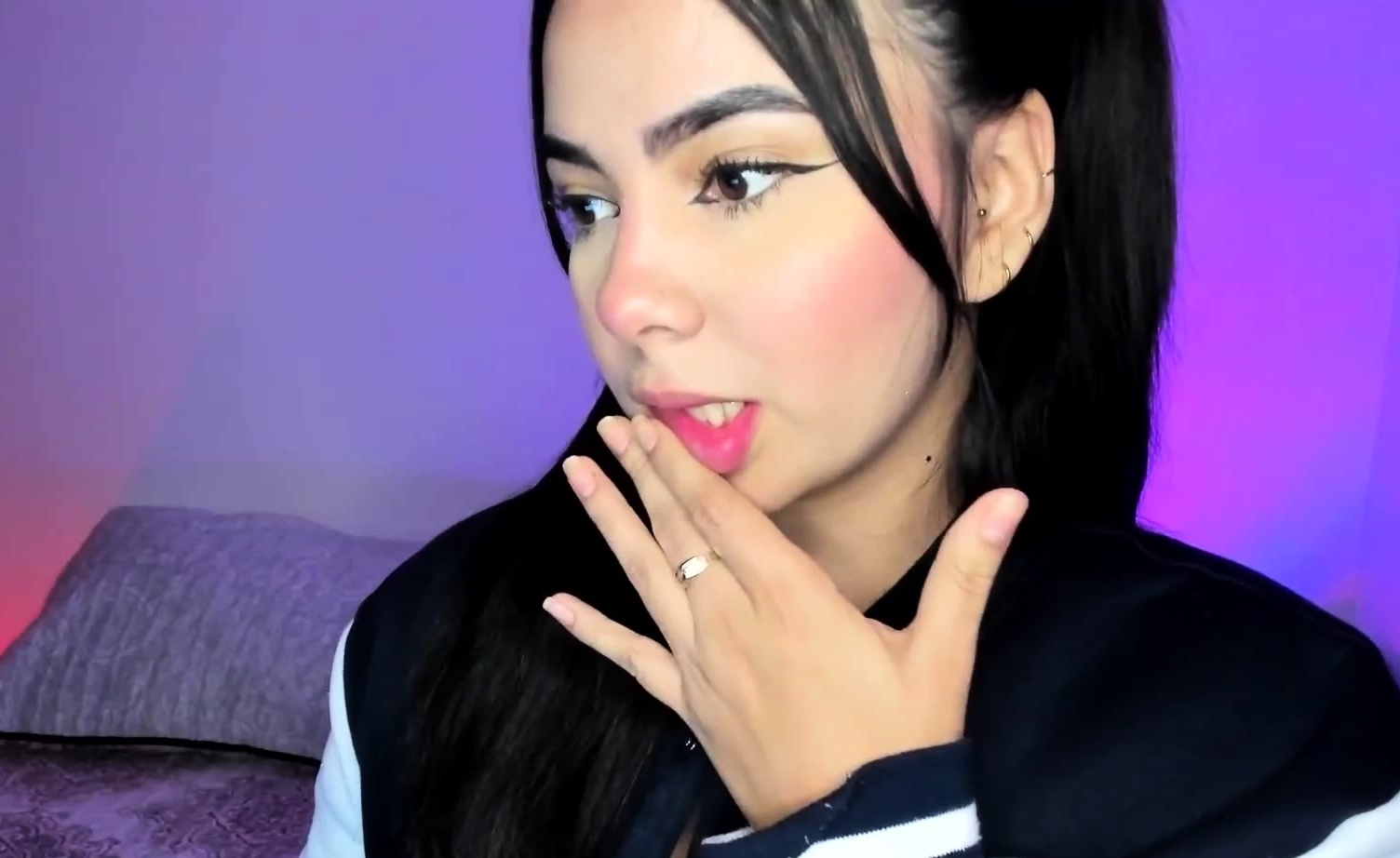 Latina Slut Squirts