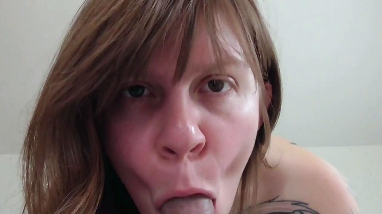 Big-Bodied Beauty Loves Sucking and Fucking on Cam