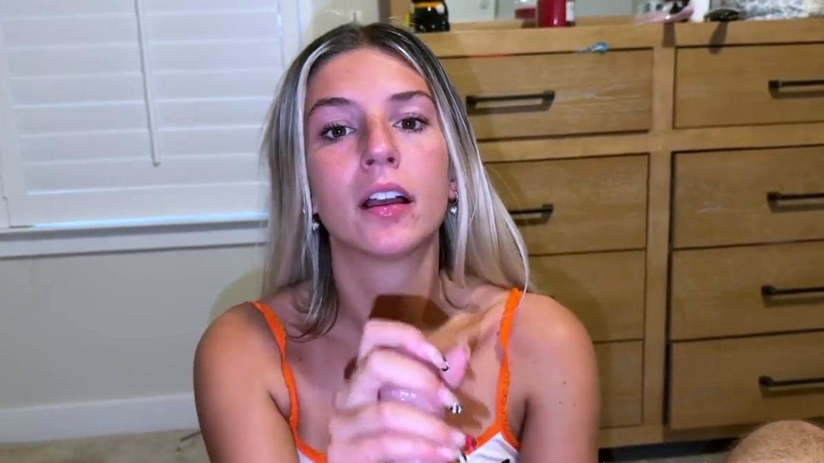 Favoritelittlesecret &amp; Ambiebambii Film A Porn Tape
